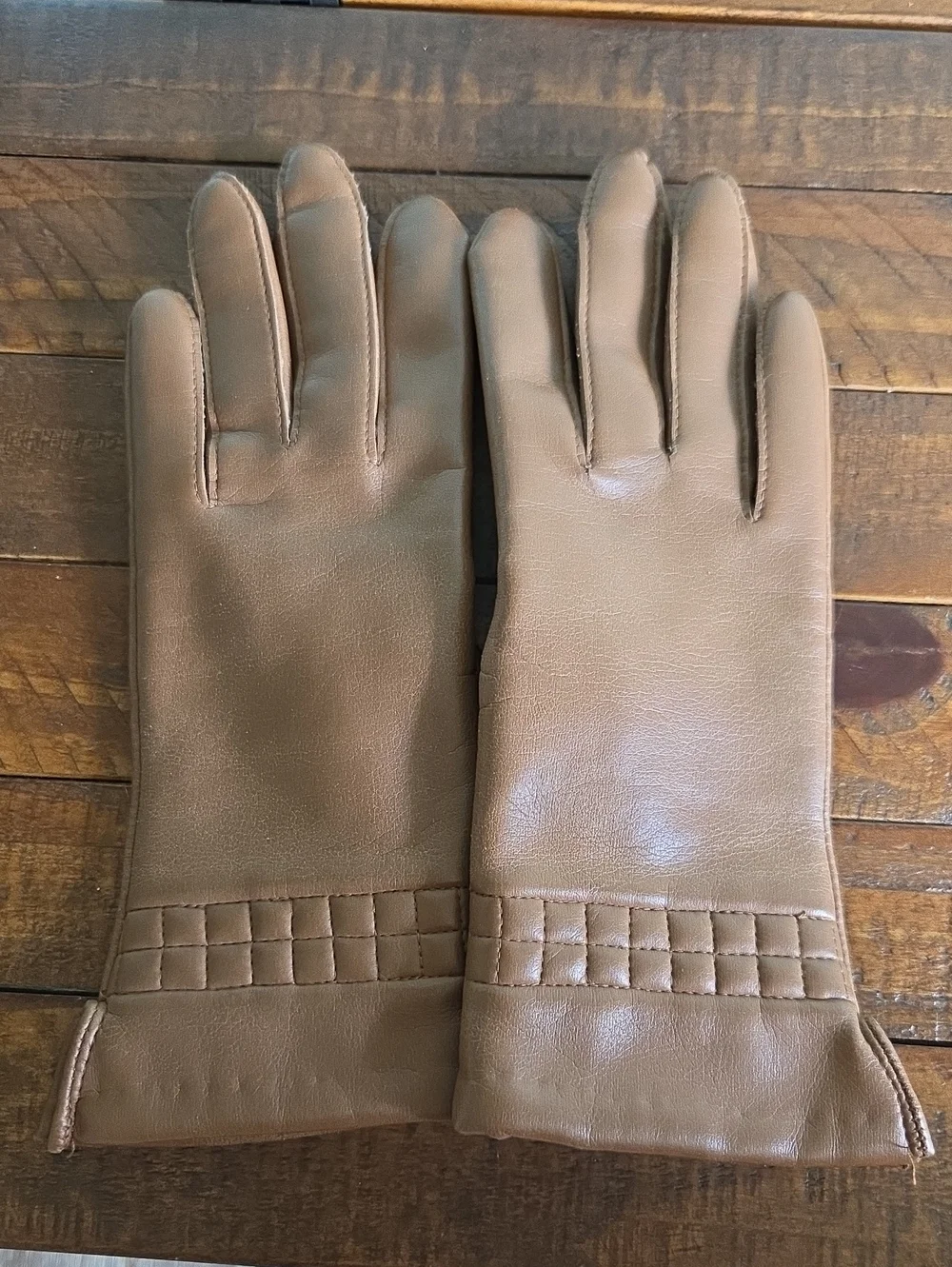 Vintage Classic Brown Driving Gloves
